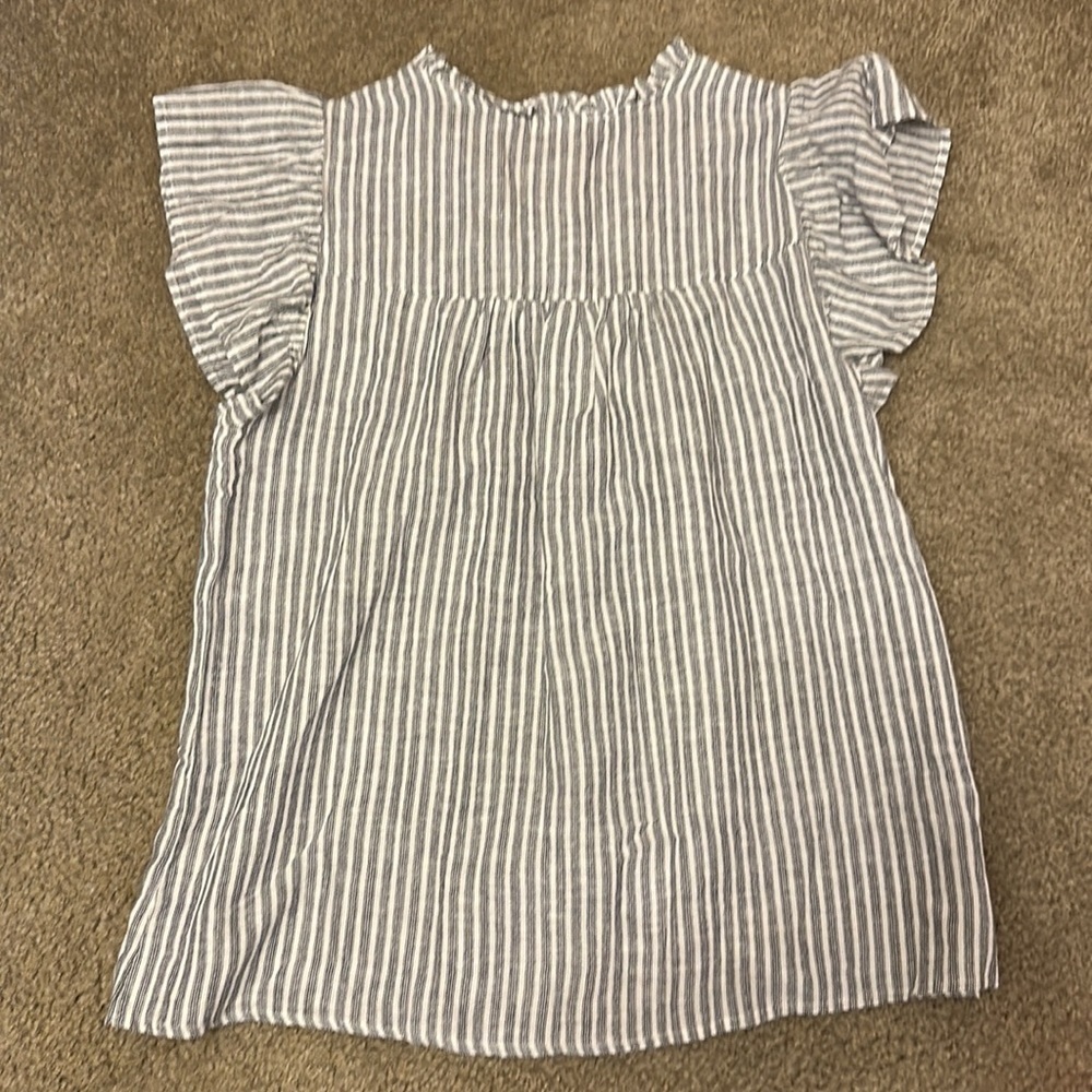 Dylan Striped Ruffle Shell Cap Sleeve Button Blouse Size S - Picture 9 of 11